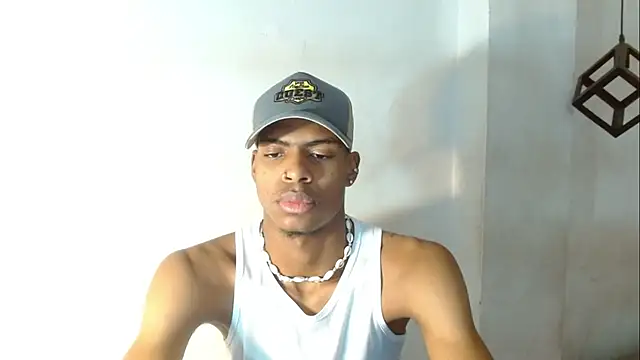 criss zuri online show from 10-17-25, 11:57