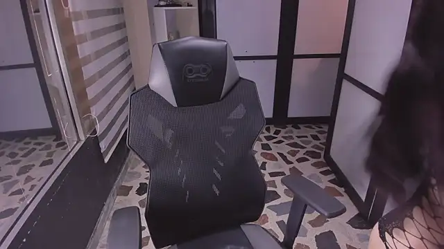 AlliceCopper online show from 10-16-25, 03:13