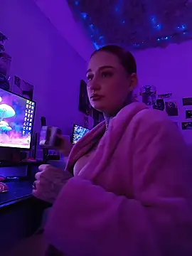 Snapshot of blazed_vixen chatting on 03-13-26, 11:22 blazed vixen online show from 03-13-26, 11:22