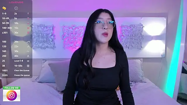 kaylii purple online show from 12-16-25, 08:14