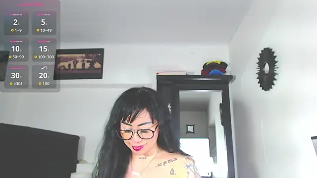 Vicky hotmilf online show from 10-08-25, 02:36