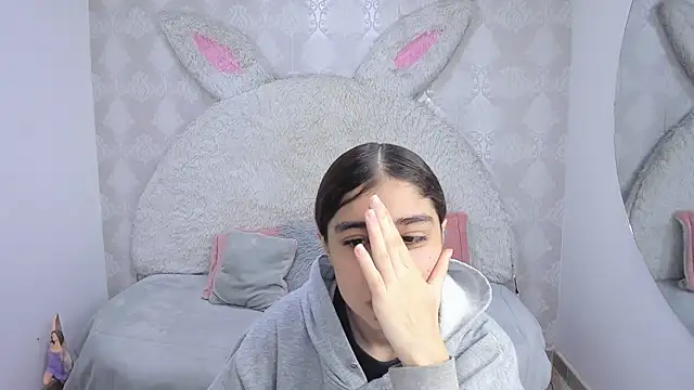 Gaby louse online show from 04-04-26, 07:11