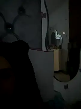 Snapshot of EmilyCoy_ chatting on 10-30-25, 05:13 EmilyCoy online show from 10-30-25, 05:13