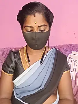 Snapshot of tamilammukuttyy chatting on 05-21-26, 04:58 tamilammukuttyy online show from 05-21-26, 04:58
