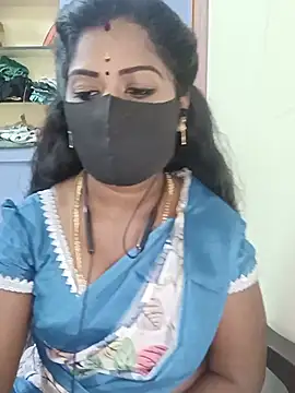 Snapshot of tamilammukuttyy chatting on 07-02-26, 01:50 tamilammukuttyy online show from 07-02-26, 01:50