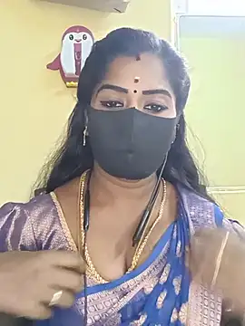Snapshot of tamilammukuttyy chatting on 07-17-26, 09:27 tamilammukuttyy online show from 07-17-26, 09:27