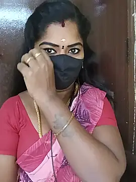 Snapshot of tamilammukuttyy chatting on 07-25-26, 12:31 tamilammukuttyy online show from 07-25-26, 12:31