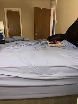 Snapshot of beauthomas chatting on 03-09-26, 10:03 beauthomas online show from 03-09-26, 10:03