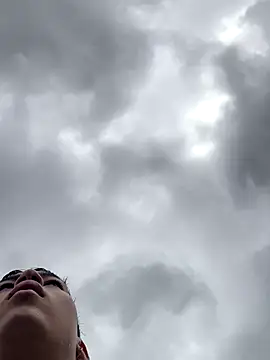 Snapshot of Thiago_blsd chatting on 09-08-25, 06:51 Thiago blsd online show from 09-08-25, 06:51