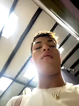 Snapshot of Thiago_blsd chatting on 10-07-25, 07:00 Thiago blsd online show from 10-07-25, 07:00