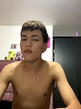 Snapshot of Thiago_blsd chatting on 10-16-25, 05:41 Thiago blsd online show from 10-16-25, 05:41