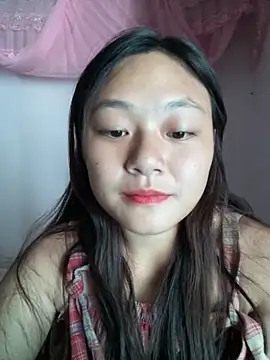 mai-xinh online show from 10-20-25, 07:42