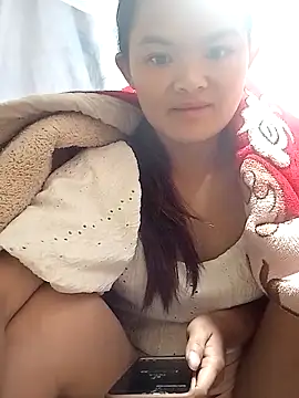 xinhxinhcute online show from 10-27-25, 09:41