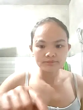 xinhxinhcute online show from 10-30-25, 09:59