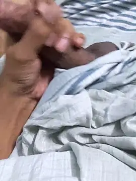 Snapshot of Bangladeshi_Big_male chatting on 09-24-25, 09:51 Bangladeshi Big male online show from 09-24-25, 09:51