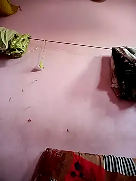 Snapshot of Hot_Mayra_ chatting on 10-16-25, 05:41 Hot Mayra  online show from 10-16-25, 05:41