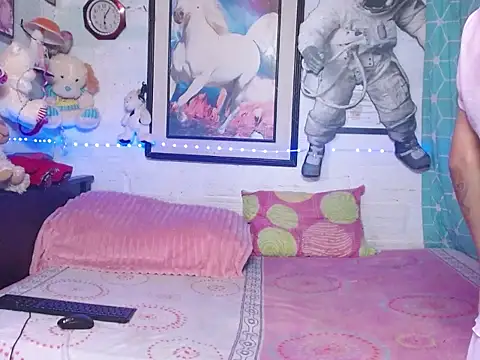 Snapshot of samm1-976 chatting on 02-18-26, 03:02 samm1-976 online show from 02-18-26, 03:02