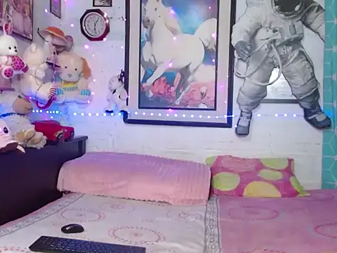 Snapshot of samm1-976 chatting on 02-22-26, 05:19 samm1-976 online show from 02-22-26, 05:19