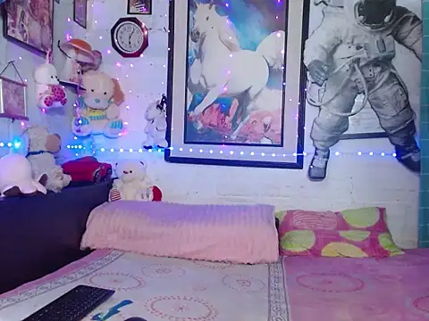 Snapshot of samm1-976 chatting on 02-25-26, 06:01 samm1-976 online show from 02-25-26, 06:01