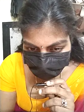 Snapshot of Nithiila chatting on 01-08-26, 06:16 Nithiila online show from 01-08-26, 06:16