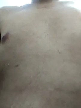 Snapshot of passivo_novinho09 chatting on 10-31-25, 12:00 passivo novinho09 online show from 10-31-25, 12:00