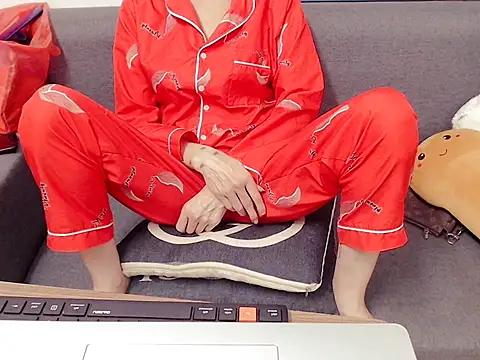 Funnygirl 9x online show from 02-28-26, 02:34