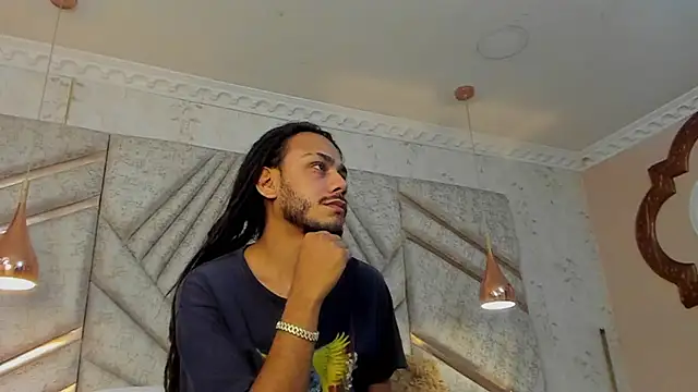 Snapshot of Boss_Domiinator chatting on 09-10-25, 04:45 Boss Domiinator online show from 09-10-25, 04:45