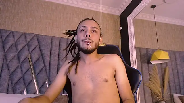 Snapshot of Boss_Domiinator chatting on 09-23-25, 03:09 Boss Domiinator online show from 09-23-25, 03:09