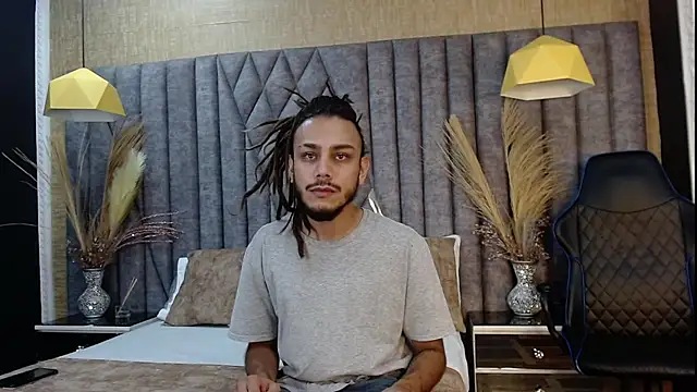 Snapshot of Boss_Domiinator chatting on 09-26-25, 03:10 Boss Domiinator online show from 09-26-25, 03:10