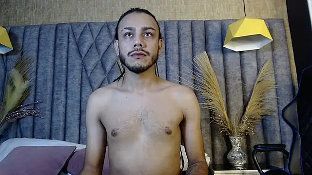 Snapshot of Boss_Domiinator chatting on 10-09-25, 03:15 Boss Domiinator online show from 10-09-25, 03:15