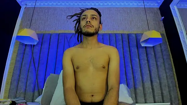 Snapshot of Boss_Domiinator chatting on 11-17-25, 03:23 Boss Domiinator online show from 11-17-25, 03:23