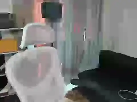 Snapshot of Seductive_Margaux chatting on 12-14-25, 06:52 Seductive Margaux online show from 12-14-25, 06:52