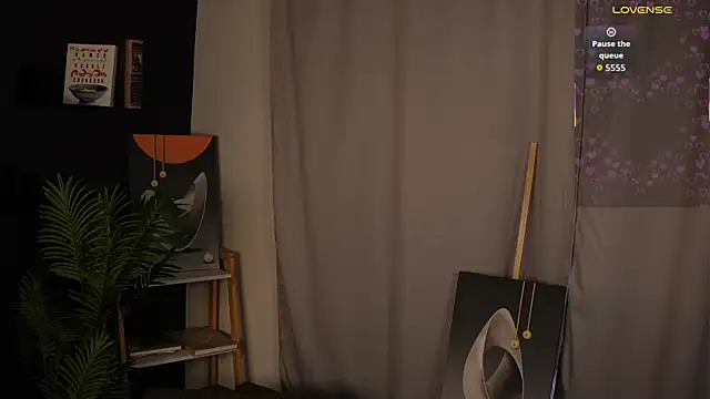 HollieCollelo online show from 09-21-25, 03:08