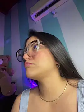 Snapshot of alilith chatting on 01-16-26, 08:46 alilith online show from 01-16-26, 08:46