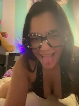 Snapshot of alilith chatting on 01-31-26, 07:56 alilith online show from 01-31-26, 07:56