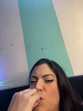 Snapshot of alilith chatting on 02-12-26, 06:36 alilith online show from 02-12-26, 06:36