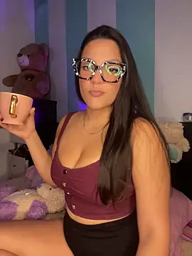 Snapshot of alilith chatting on 02-21-26, 07:48 alilith online show from 02-21-26, 07:48