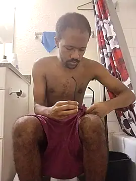 Snapshot of moneybaggtj chatting on 09-12-25, 04:07 moneybaggtj online show from 09-12-25, 04:07