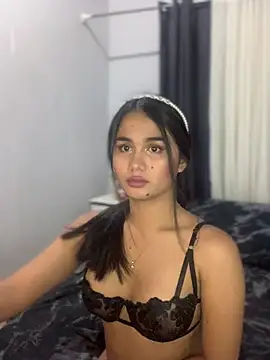 Snapshot of AngelHille chatting on 03-13-26, 02:51 AngelHille online show from 03-13-26, 02:51