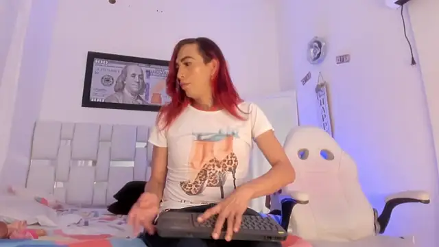 Snapshot of MissDiabla_ chatting on 02-12-26, 01:28 MissDiabla online show from 02-12-26, 01:28