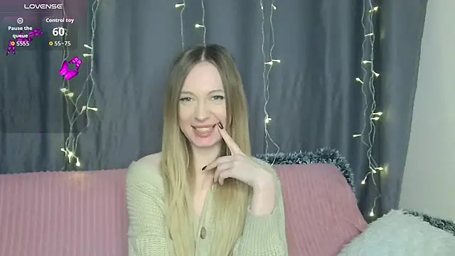 Snapshot of BabbbyFoxxx chatting on 01-07-26, 02:58 BabbbyFoxxx online show from 01-07-26, 02:58