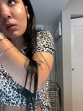 Prettygirl6070 online show from 04-14-26, 05:08