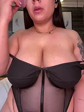 SophieCurves online show from 09-20-25, 07:37