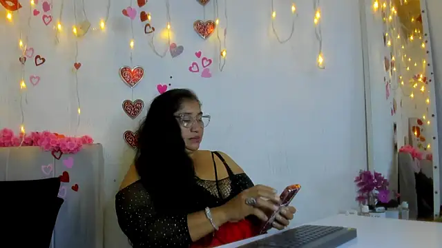 Snapshot of milf_latinn chatting on 09-29-25, 02:22 milf latinn online show from 09-29-25, 02:22