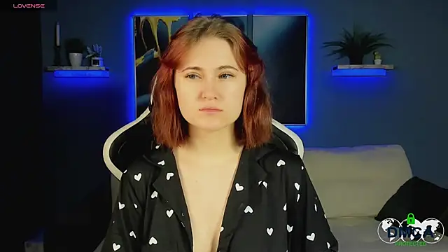 Roxy foxi online show from 10-18-25, 01:08