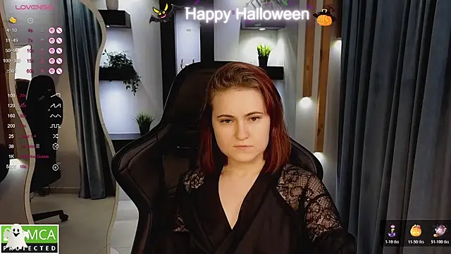 Roxy foxi online show from 11-10-25, 01:04