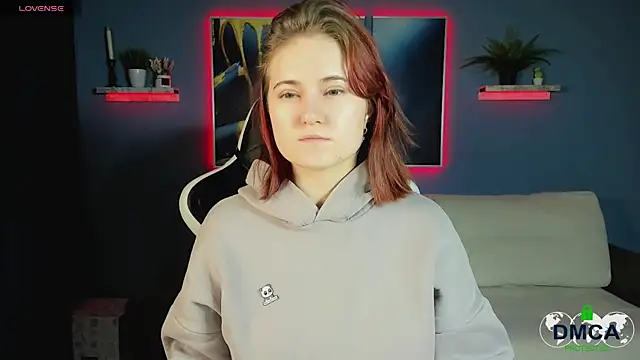 Roxy foxi online show from 11-21-25, 01:04