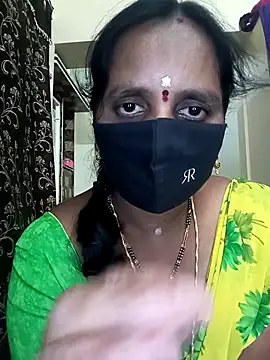 Snapshot of Mee_harini-telugupilla chatting on 10-30-25, 09:00 Mee harini-telugupilla online show from 10-30-25, 09:00