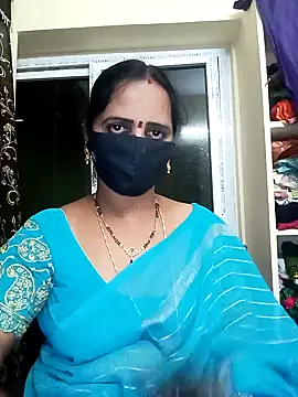 Snapshot of Mee_harini-telugupilla chatting on 11-23-25, 03:45 Mee harini-telugupilla online show from 11-23-25, 03:45