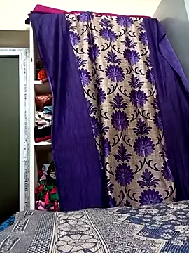 Snapshot of Mee_harini-telugupilla chatting on 11-24-25, 03:50 Mee harini-telugupilla online show from 11-24-25, 03:50